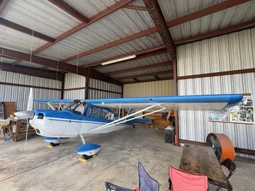 Este Decathlon da Bellanca de 1978 é aeroportada pelo AforSale