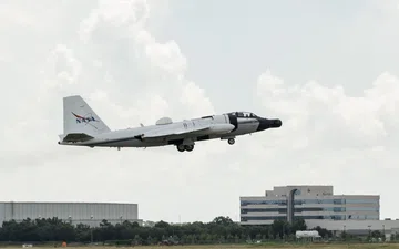 Por que a NASA persegue um eclipse solar com avião de pesquisa?